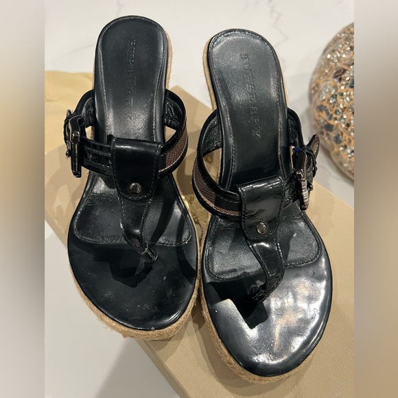 Burberry sandals - Picture 1 of 6